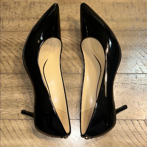Michael Kors Black Patent Leather kitten heel pumps size 8 - Picture 8 of 11